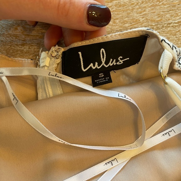 Lulus white lace dress size small - Picture 6 of 6